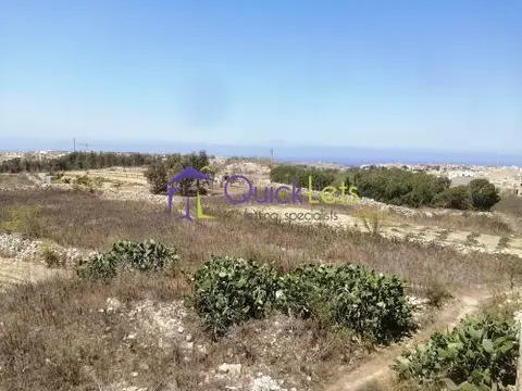 2 bedroom Maisonette to rent in Gozo - San Lawrenz