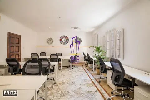 Office to rent in Valletta