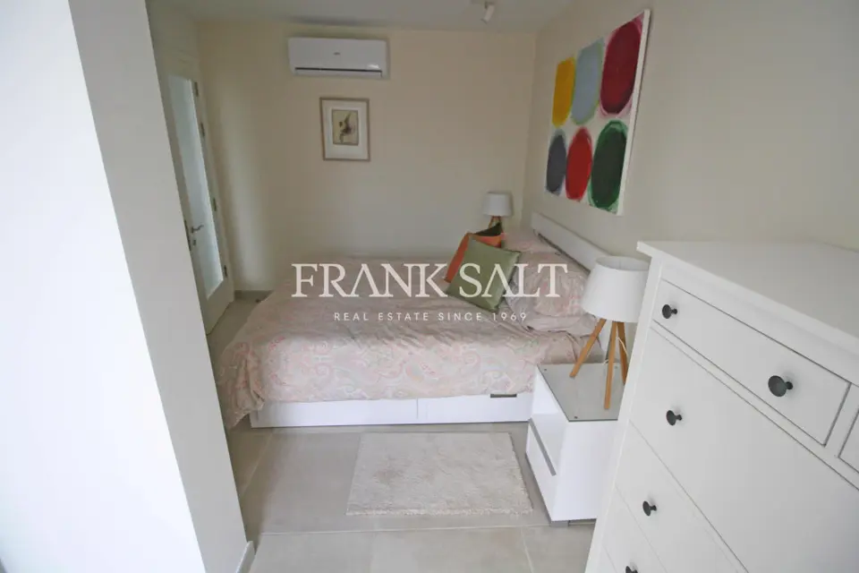 St Julians, Penthouse