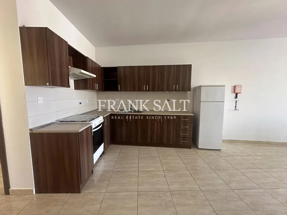 Xghajra, Finished Apartment