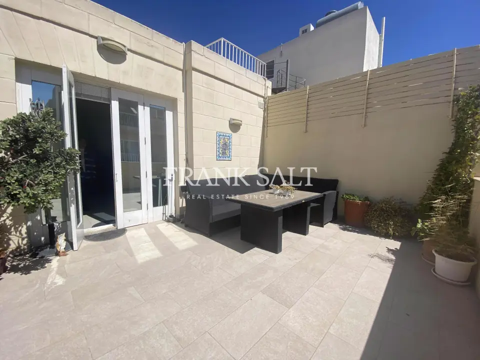 Sliema, Furnished Penthouse