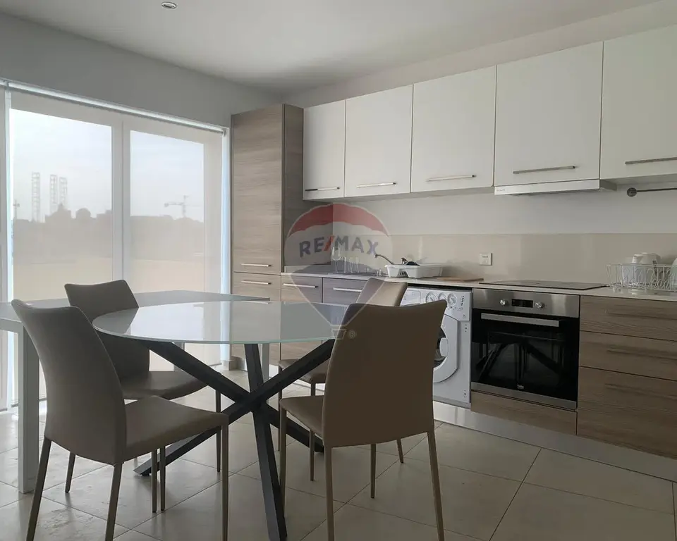 2 bedroom Penthouse Duplex to rent in Kalkara