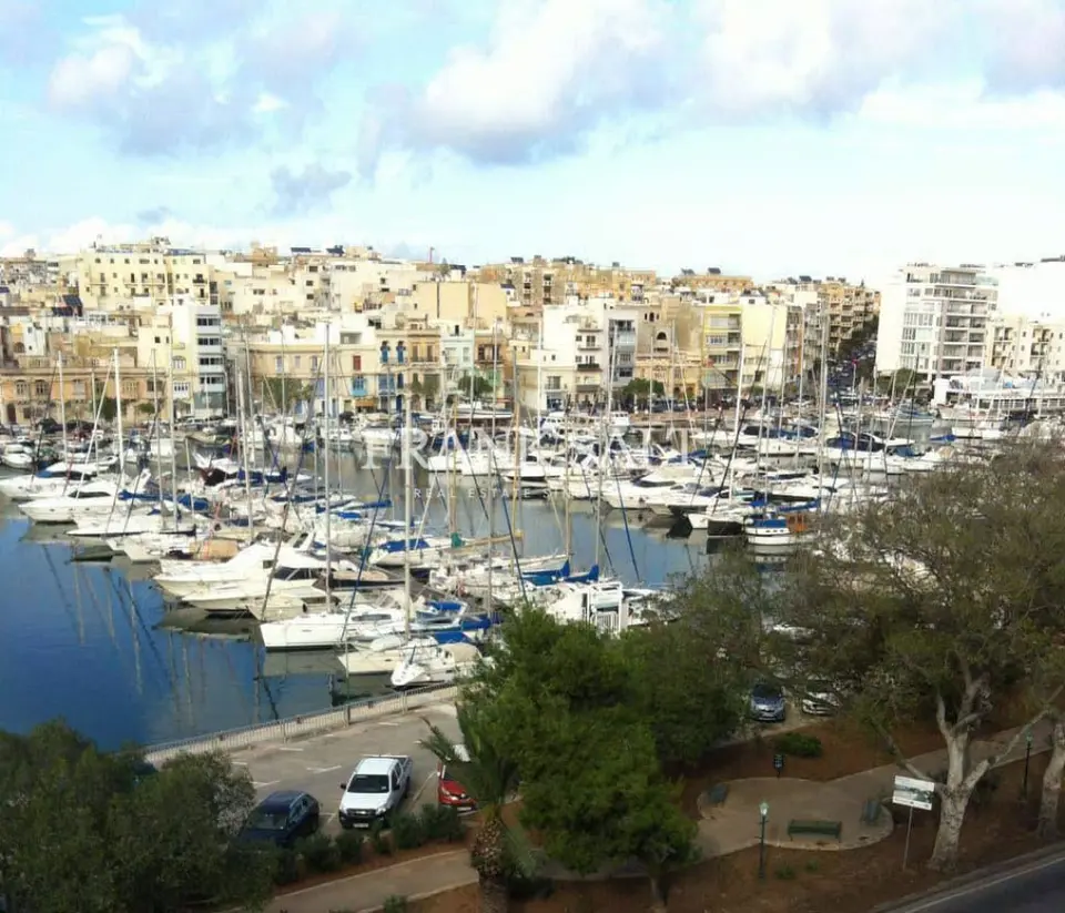 Msida, Apartment