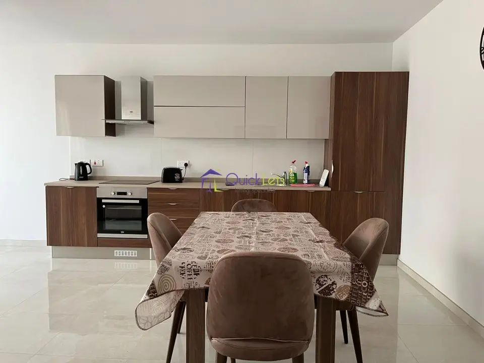 2 bedroom Apartment to rent in Kalkara