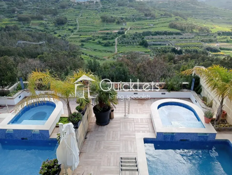 6 bedroom Farmhouse to rent in Gozo - Xaghra