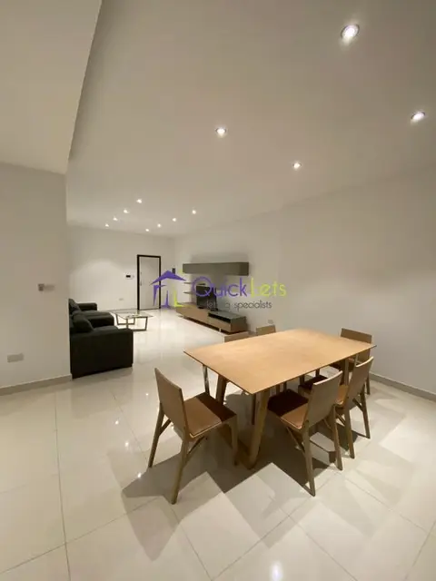 3 bedroom Apartment to rent in Sliema