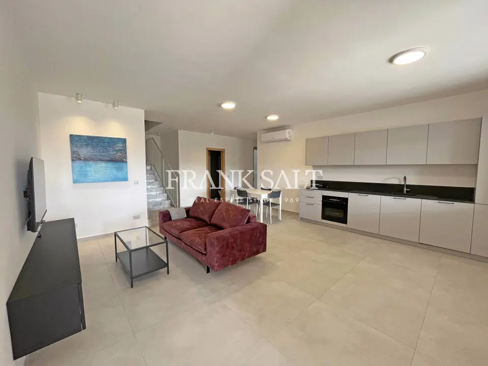 Swieqi, Duplex Maisonette