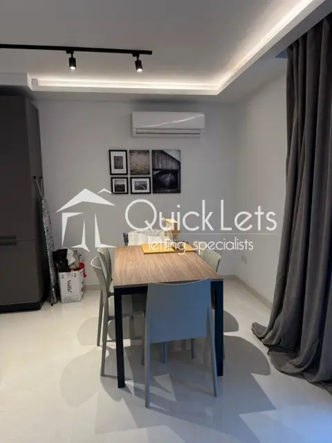 3 bedroom Apartment to rent in Pembroke