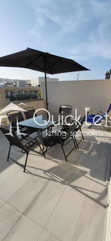 2 bedroom Penthouse to rent in Swieqi