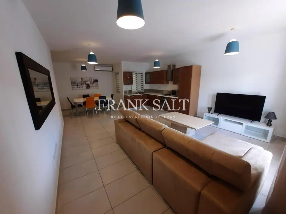 Tal-Ibrag, Furnished Maisonette