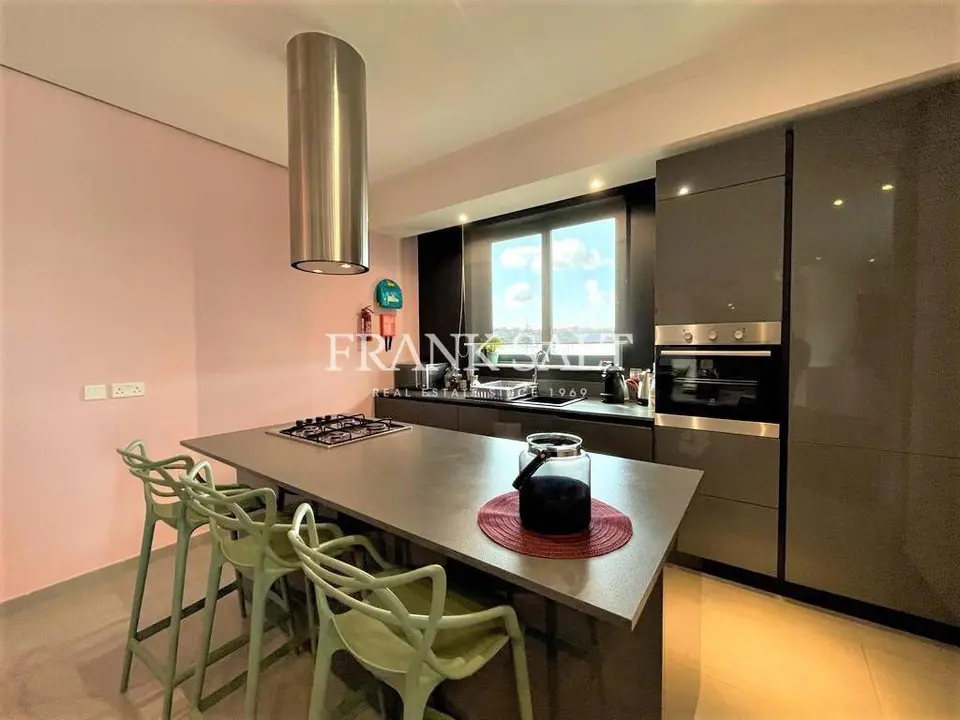 Pendergardens, Furnished Apartment