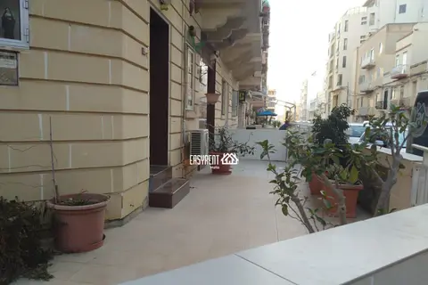1 Bedroom Maisonette To Rent in Bugibba