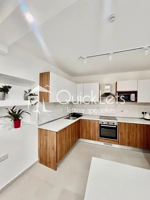 5 bedroom Apartment to rent in Msida