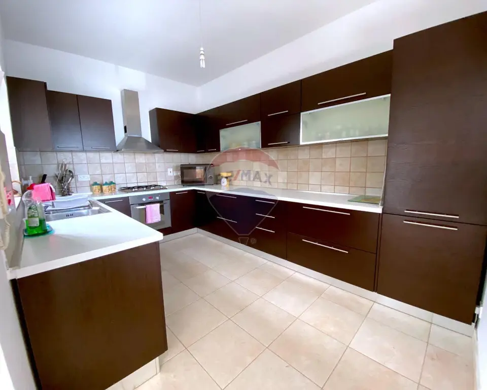 3 bedroom Apartment to rent in Ta' l-Ibragg