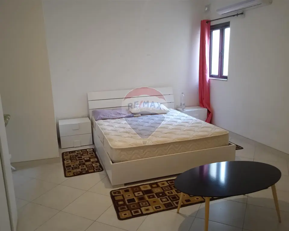 2 bedroom Penthouse to rent in Siggiewi