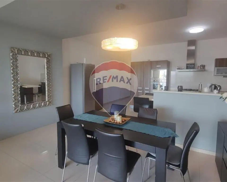 2 bedroom Apartment to rent in Marsascala