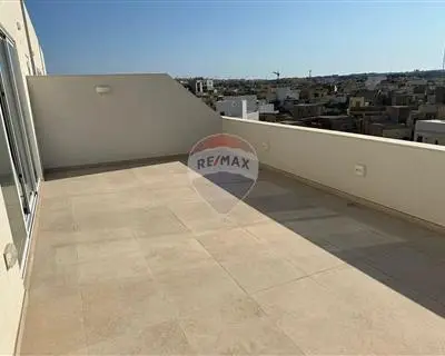 1 bedroom Penthouse to rent in Kirkop