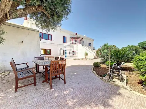 4 bedroom Villa to rent in Kalkara