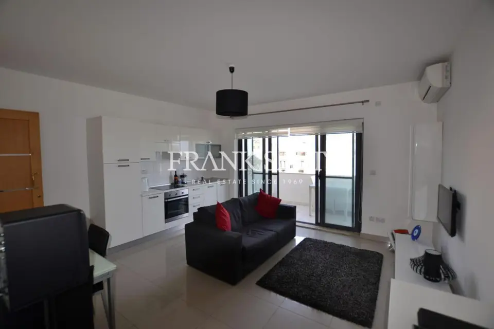 St Julians, Furnished Penthouse