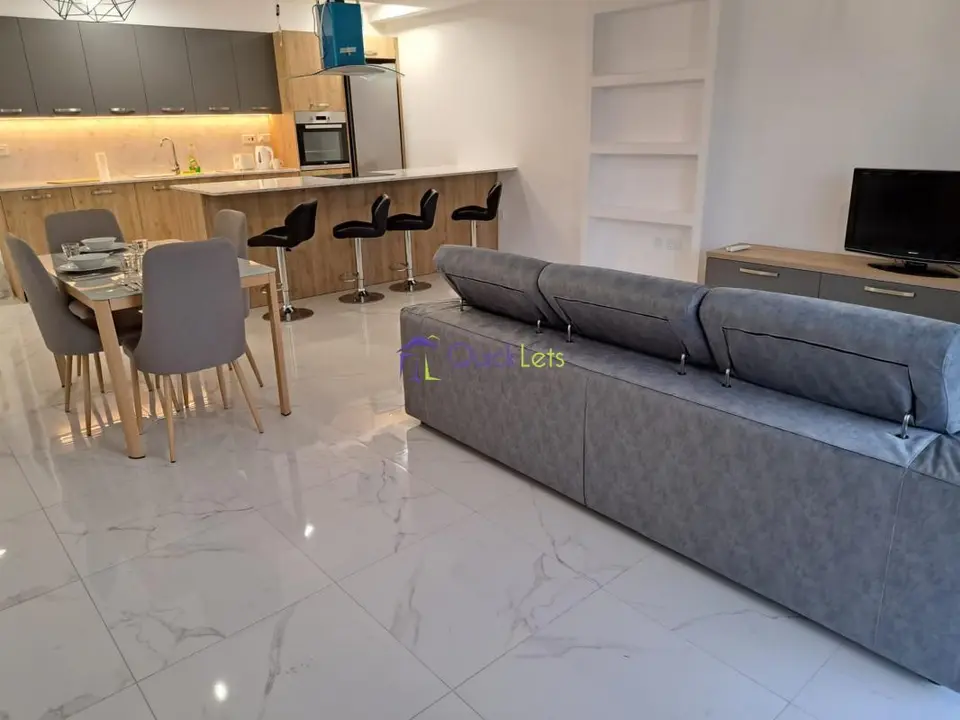 2 bedroom Apartment to rent in Qawra