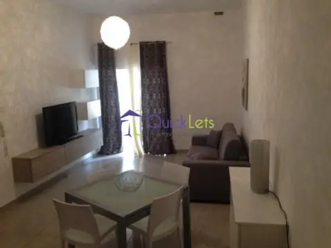 2 bedroom Apartment to rent in Gzira