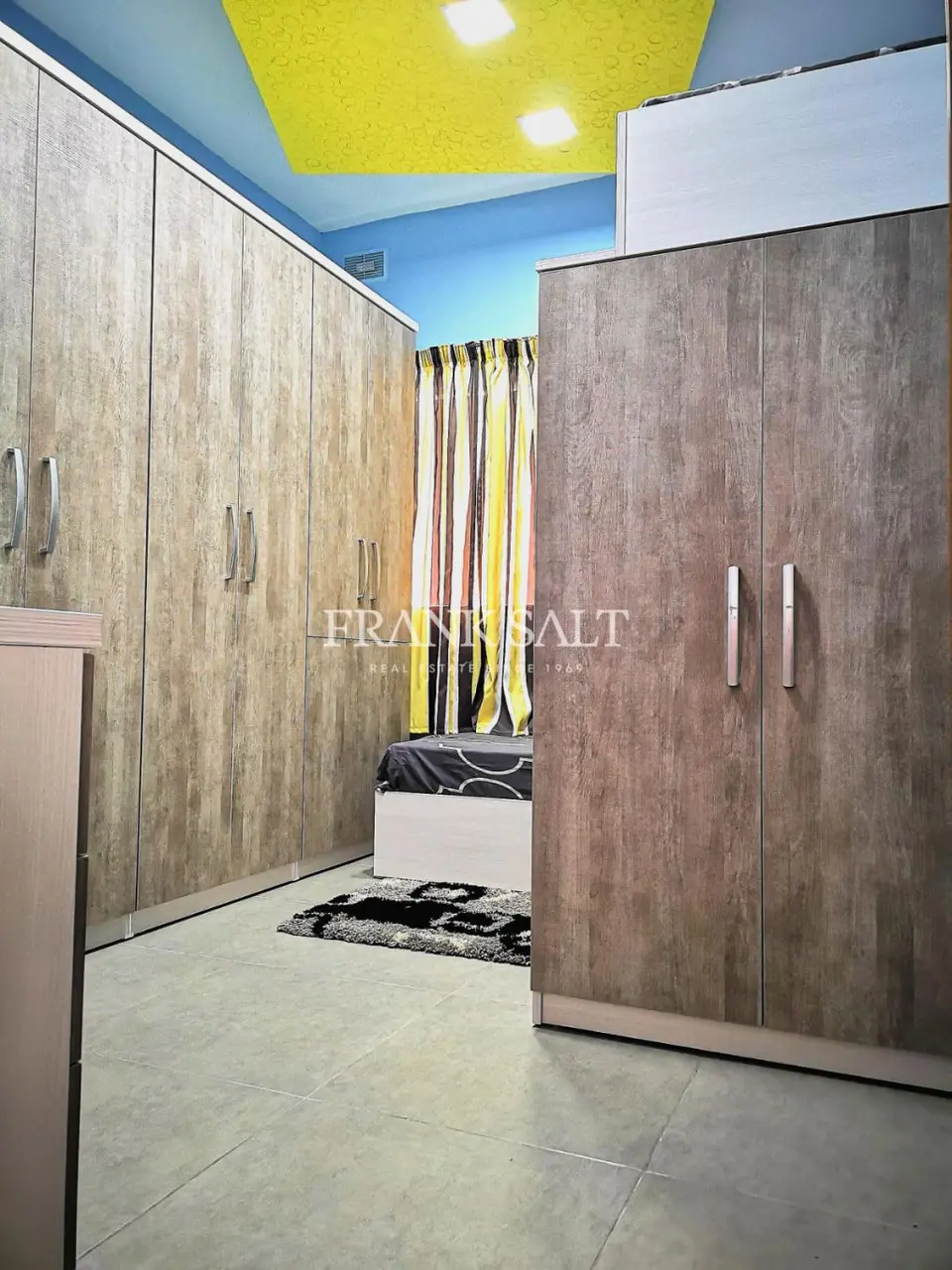 Santa Venera, Apartment
