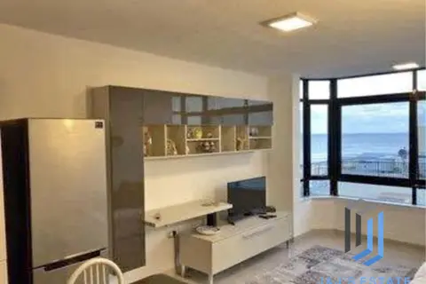 2 Bedroom Apartment To Rent in Paceville