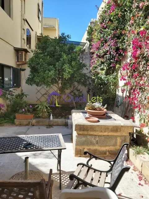 4 bedroom Bungalow to rent in Birzebbuga