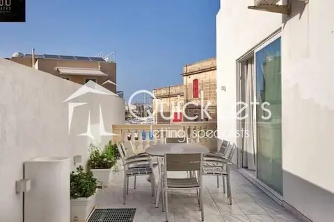 2 bedroom Maisonette to rent in Ta' Xbiex