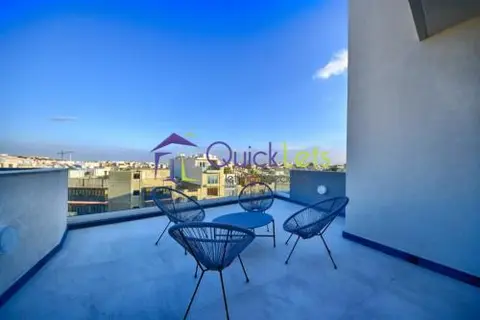 2 bedroom Penthouse to rent in Mosta