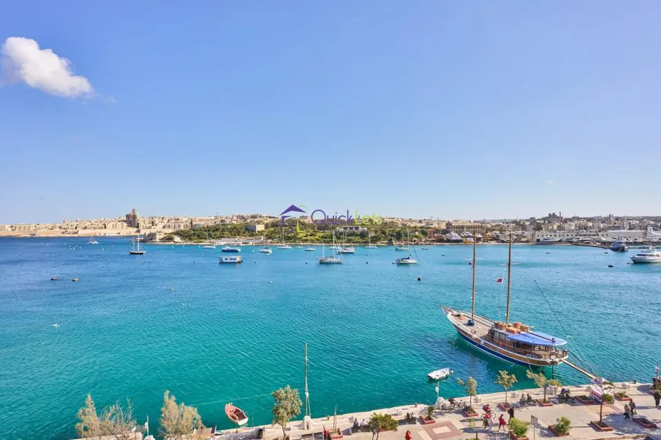 3 bedroom Apartment to rent in Sliema