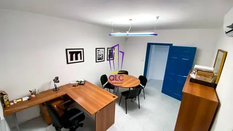 Office to rent in Santa Venera