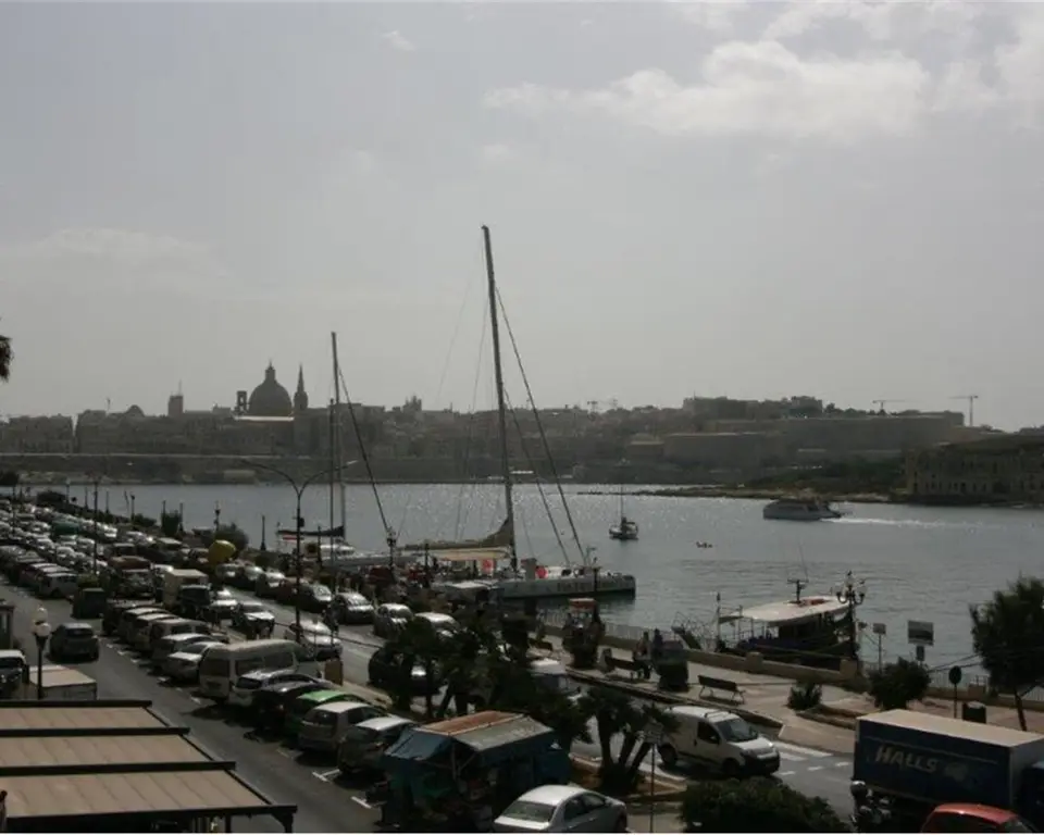 2 bedroom Apartment to rent in Sliema
