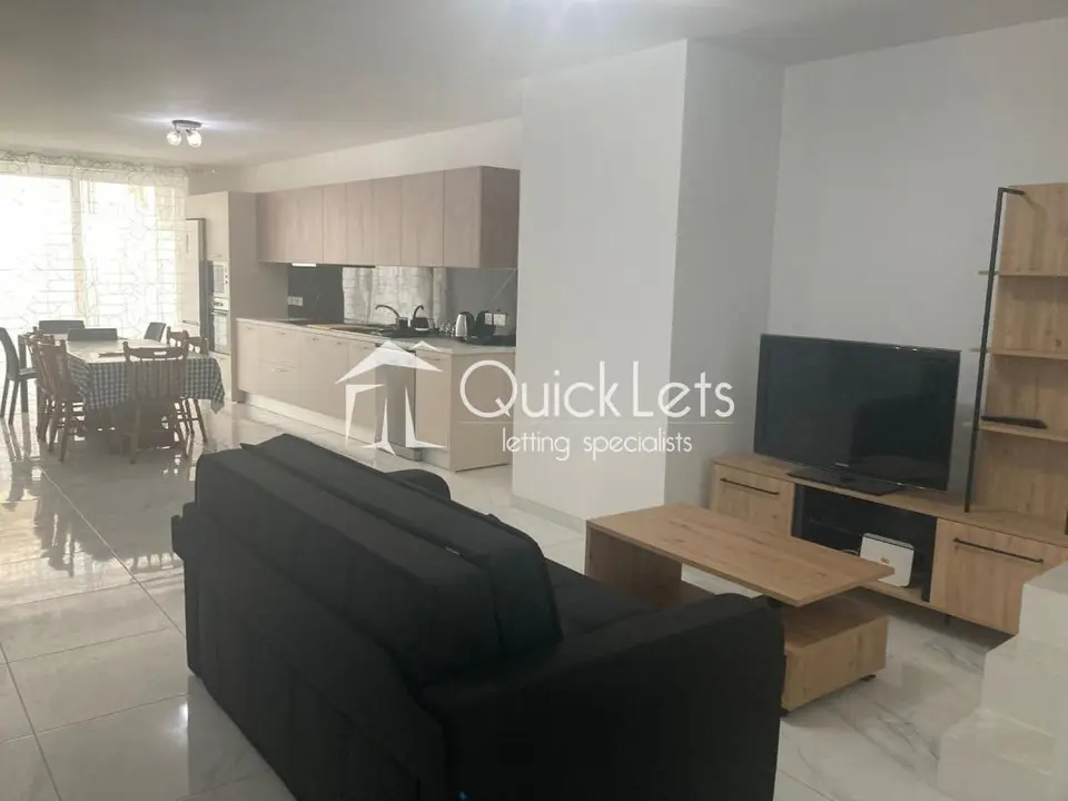 3 bedroom Maisonette to rent in Mellieha