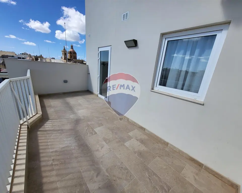 3 bedroom Penthouse to rent in Mqabba