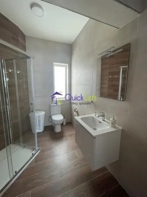2 bedroom Penthouse to rent in Iklin