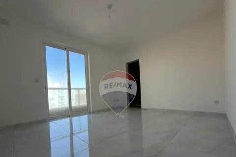 2 Bedroom Apartment For Sale in Qawra