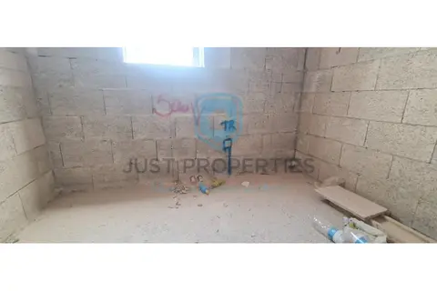 2 Bedroom Penthouse For Sale in Xemxija