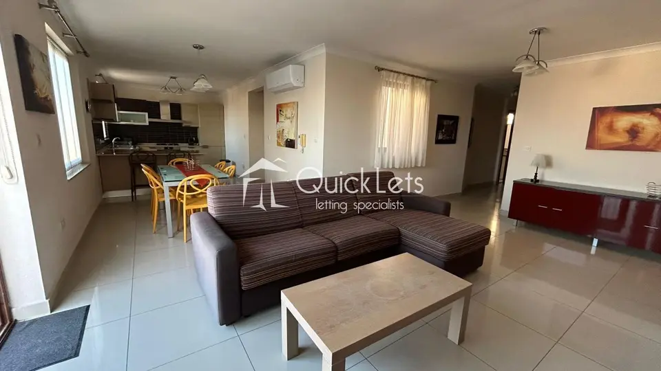 2 bedroom Penthouse to rent in Mellieha