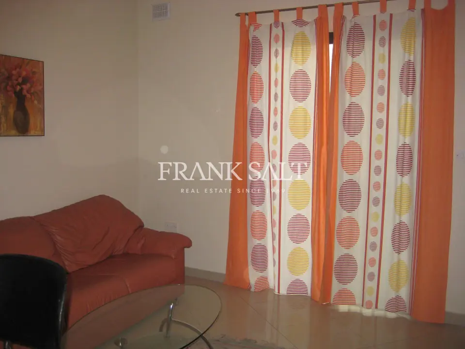 Mosta, Penthouse