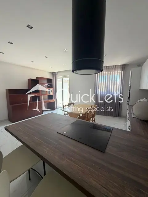 2 bedroom Apartment to rent in Zurrieq