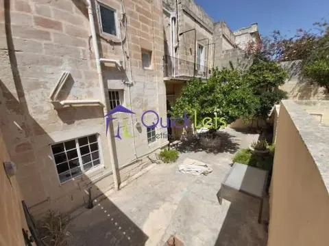 5 bedroom Semi Detached Villa  to rent in Ta' Xbiex