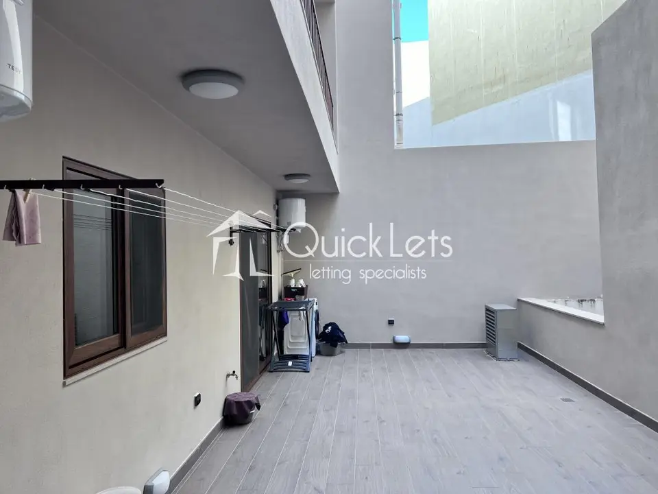 3 bedroom Maisonette to rent in Zebbug