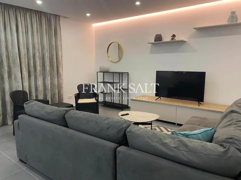 Swieqi, Furnished Apartment