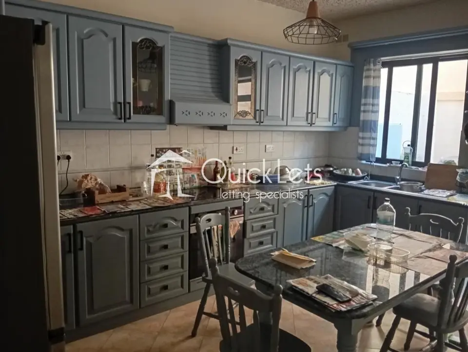 3 bedroom Maisonette to rent in Marsaskala