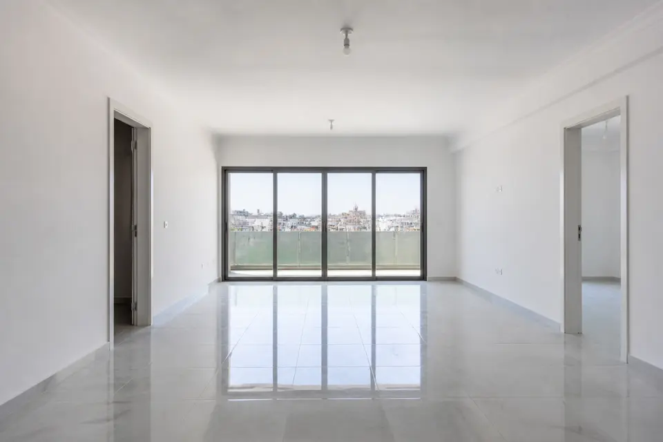 3-bed apartment to rent in Gzira