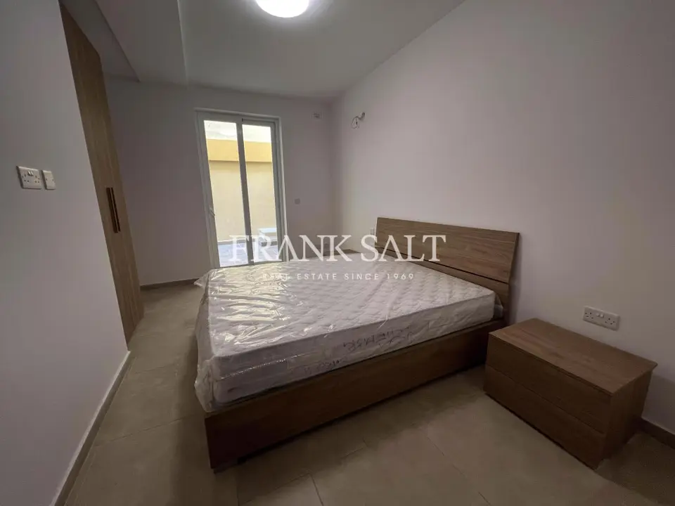 Santa Venera, Furnished Maisonette