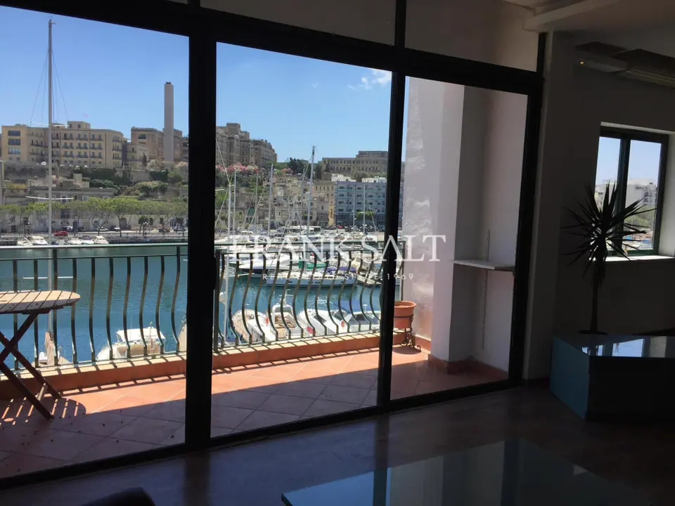 3 bedroom Apartment to rent in Ta' Xbiex