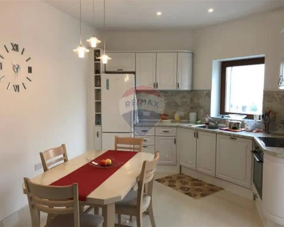 3 bedroom Apartment to rent in Birkirkara