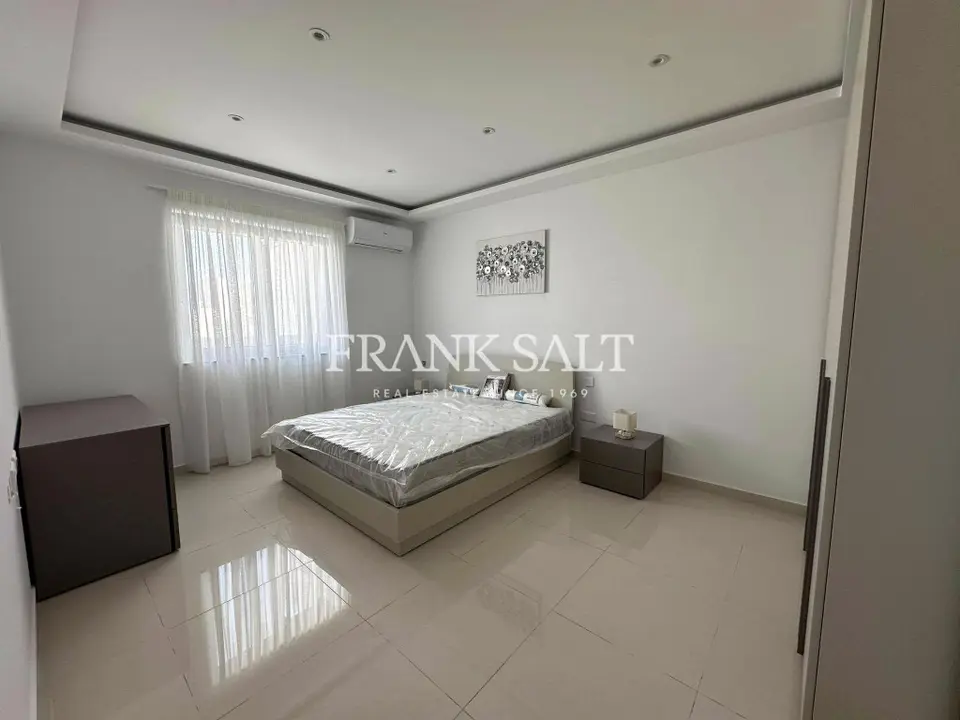 Xghajra, Penthouse